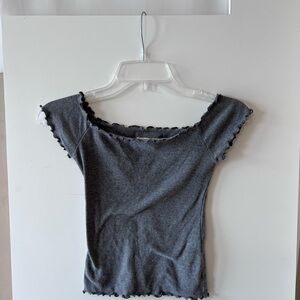 Hollister small gray top